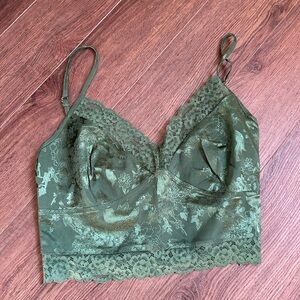 Green laced, cropped tank top